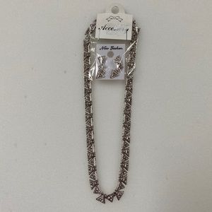 Costume Jewelry Rhinestone Necklace/Earrings Set